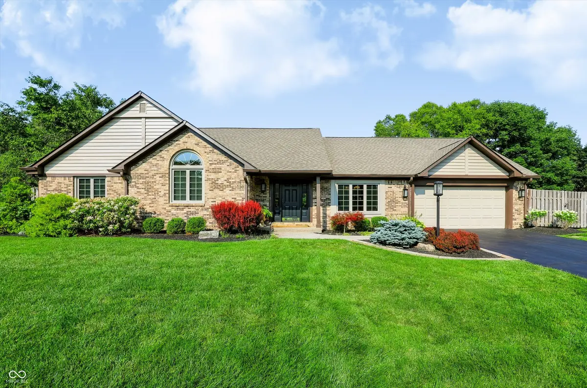 15014 Romalong CT, Carmel, IN 46032