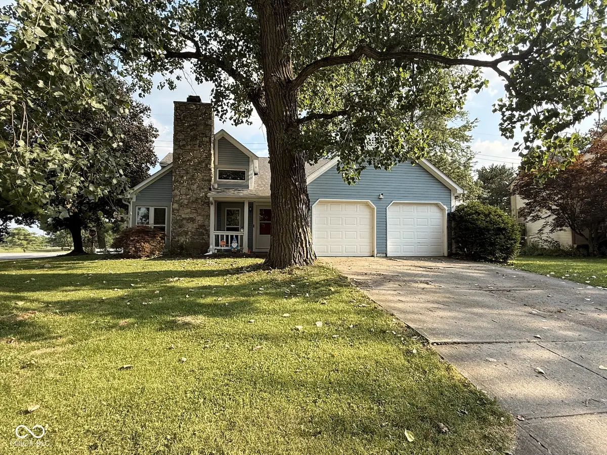 9102 Fireside, Indianapolis, IN 46250