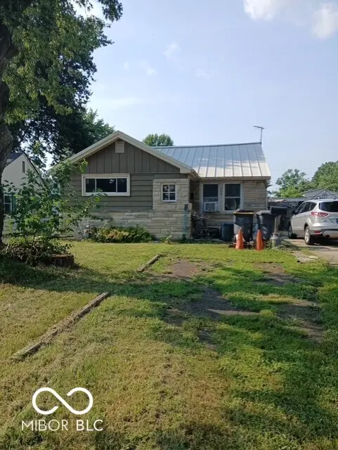 724 Lonsvale DR, Anderson, IN 46013