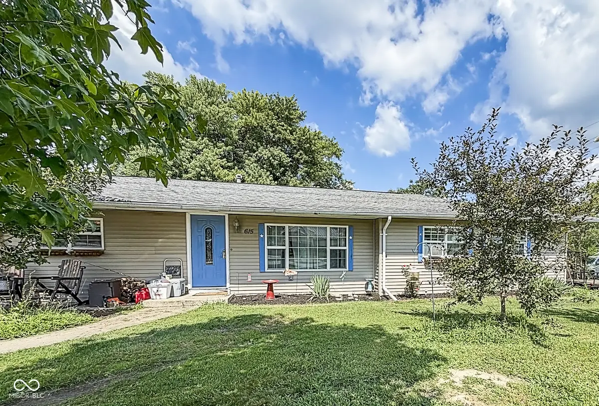 615 S Buckeye ST, Osgood, IN 47037