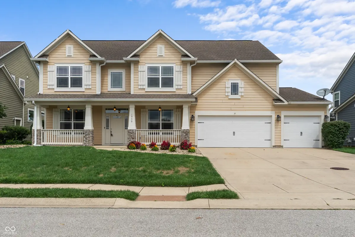 1930 Heathrow DR, Columbus, IN 47201