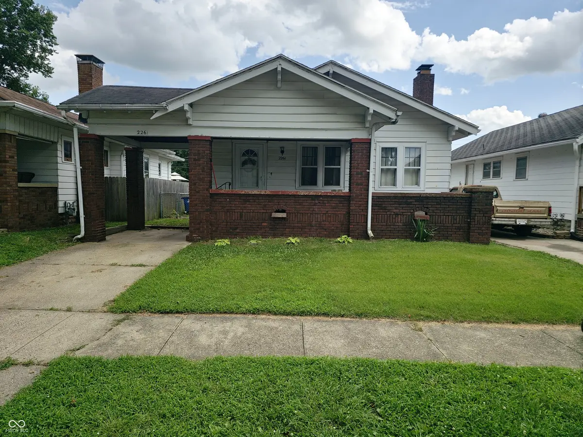 2261 Crawford ST, Terre Haute, IN 47803