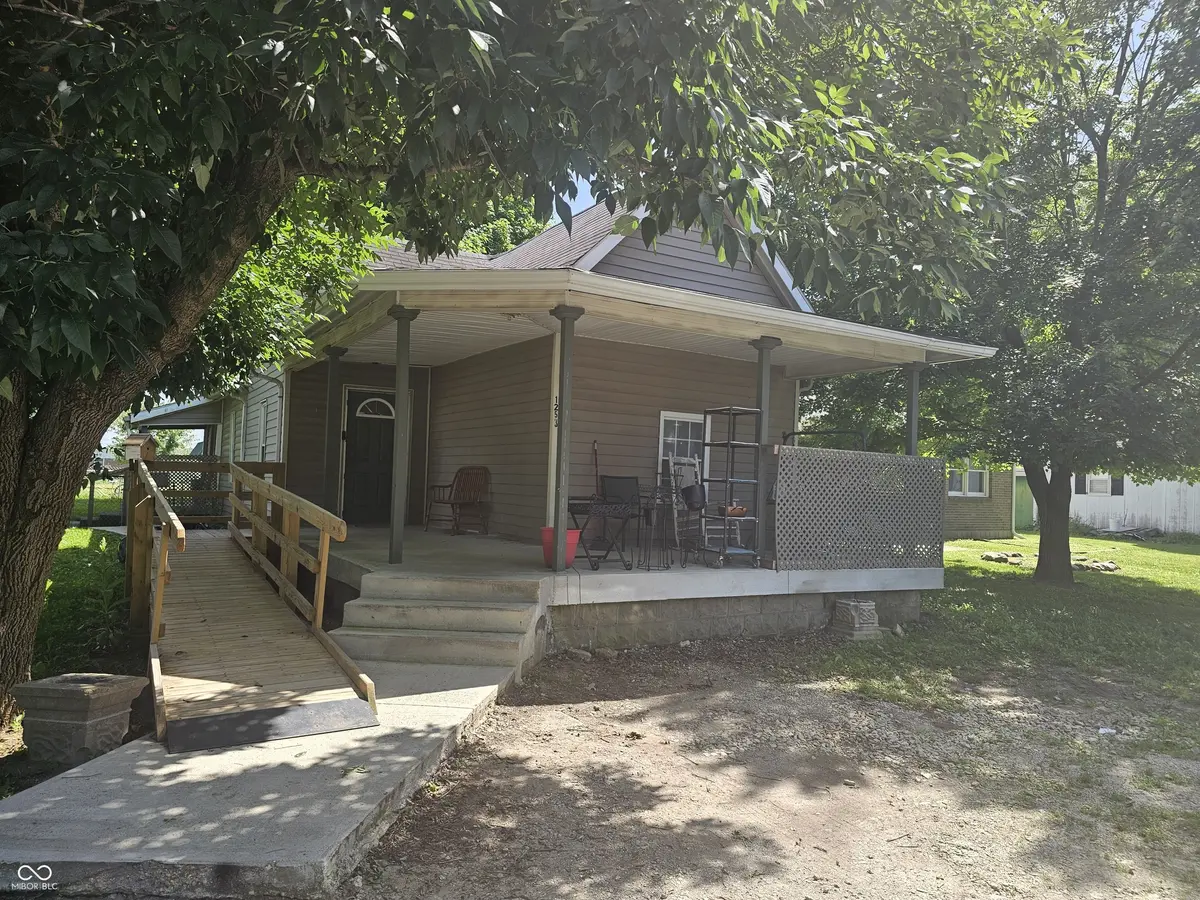 1253 Congress ST, Middletown, IN 47356