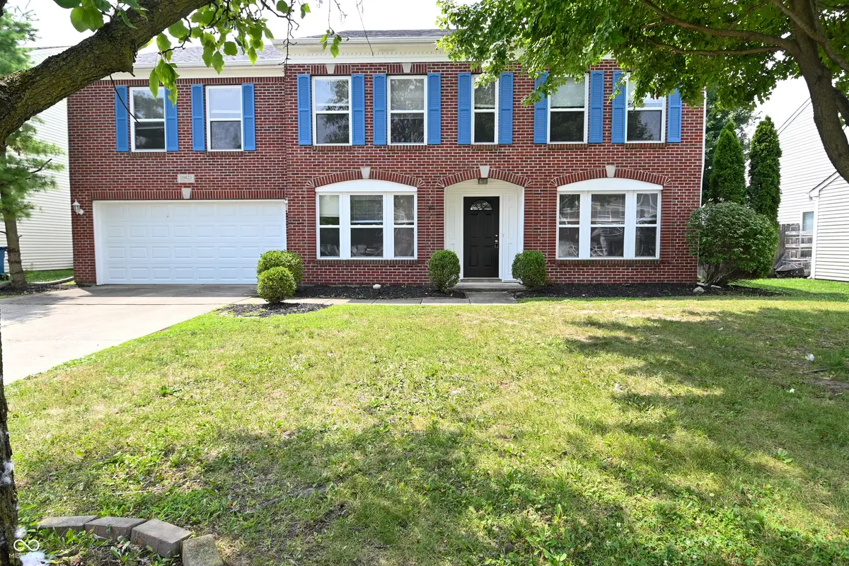 10421 Parmer CIR, Fishers, IN 46038