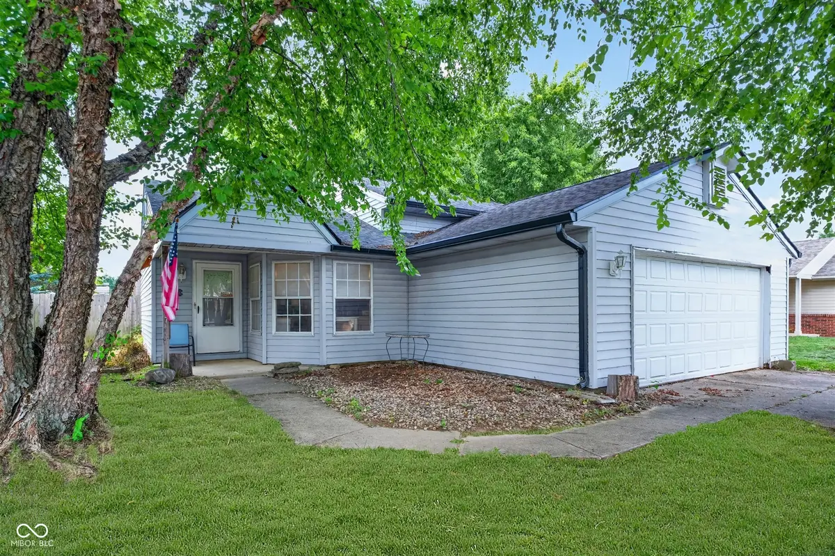 1317 Chesterfield DR, Anderson, IN 46012