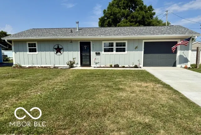 407 Eberhart DR, Shelbyville, IN 46176