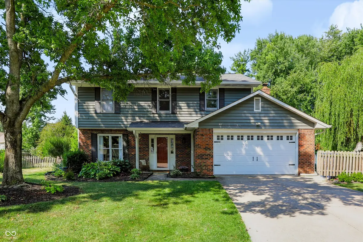60 Waterford CT, Zionsville, IN 46077