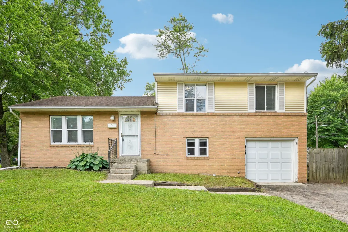 6147 E 40th ST, Indianapolis, IN 46226