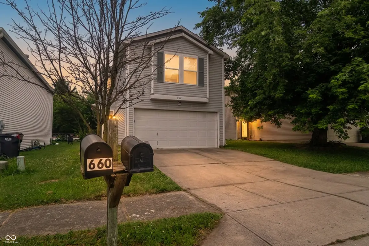 657 Fern ST, Greenfield, IN 46140