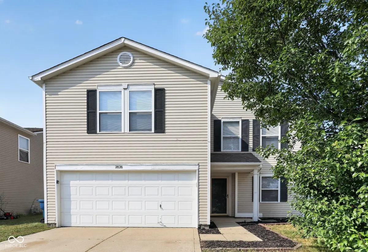 2828 Earlswood LN, Indianapolis, IN 46217