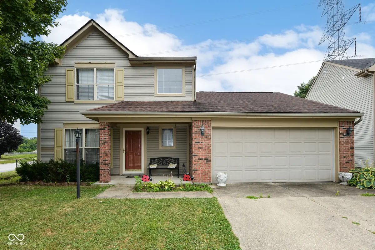 7901 Oakdale LN, Indianapolis, IN 46214