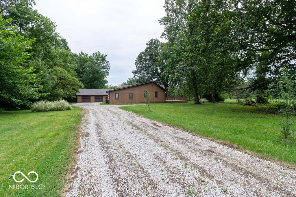 6741 Camby RD, Indianapolis, IN 46221