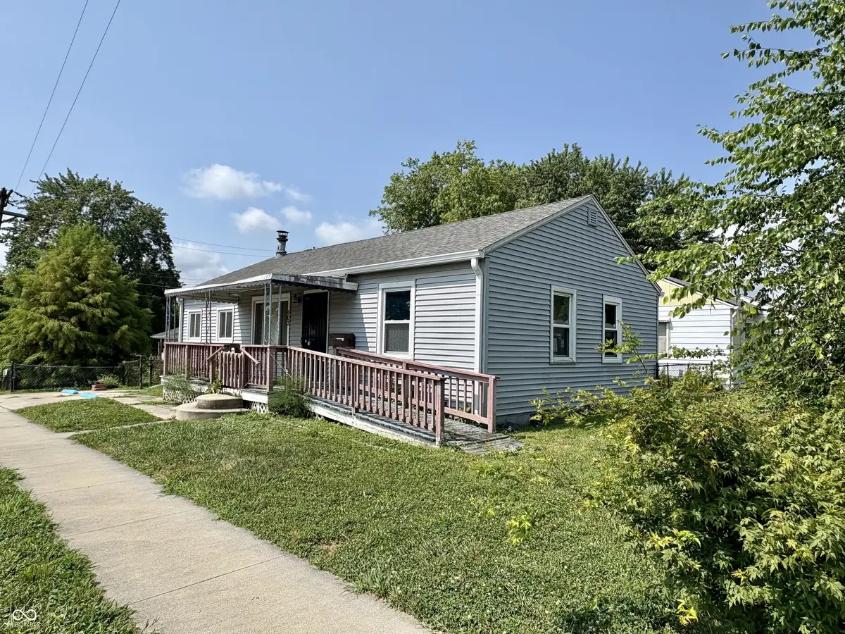 403 Fletcher LN, Beech Grove, IN 46107