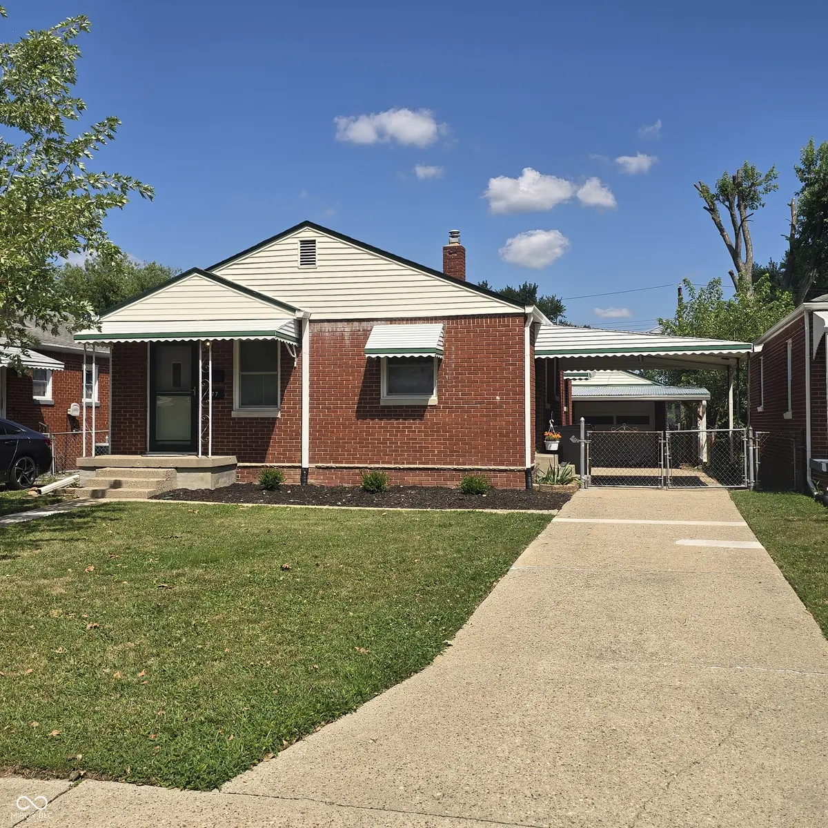 377 S Sheridan AVE, Indianapolis, IN 46219