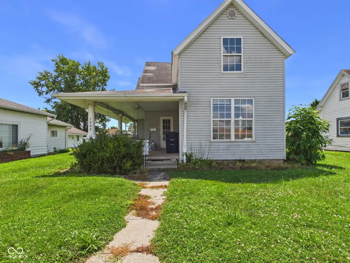 1303 S F ST, Elwood, IN 46036
