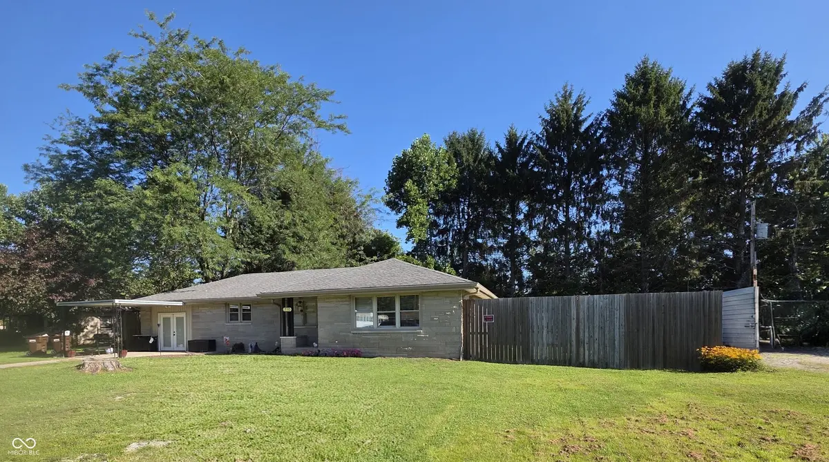 710 E North ST, Westport, IN 47283