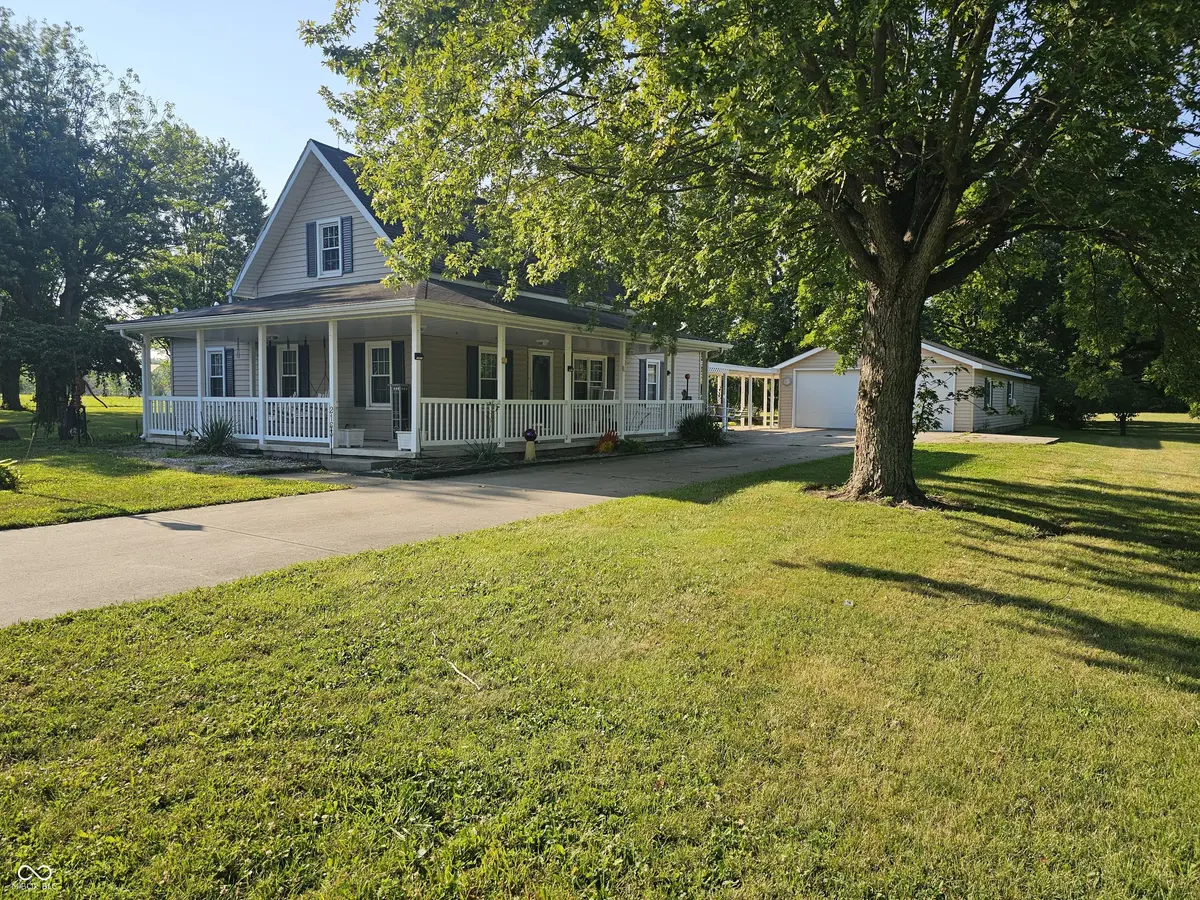 2163 E 1700 RD N, Summitville, IN 46070