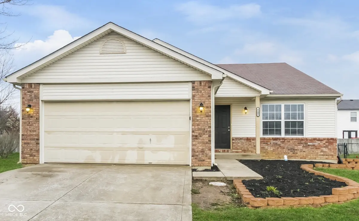 4067 Dogwood CT, Franklin, IN 46131