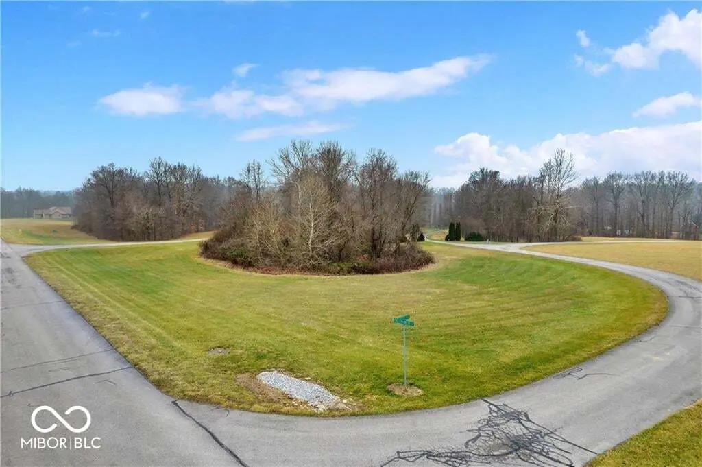 3169 Kestrel CT, Martinsville, IN 46151