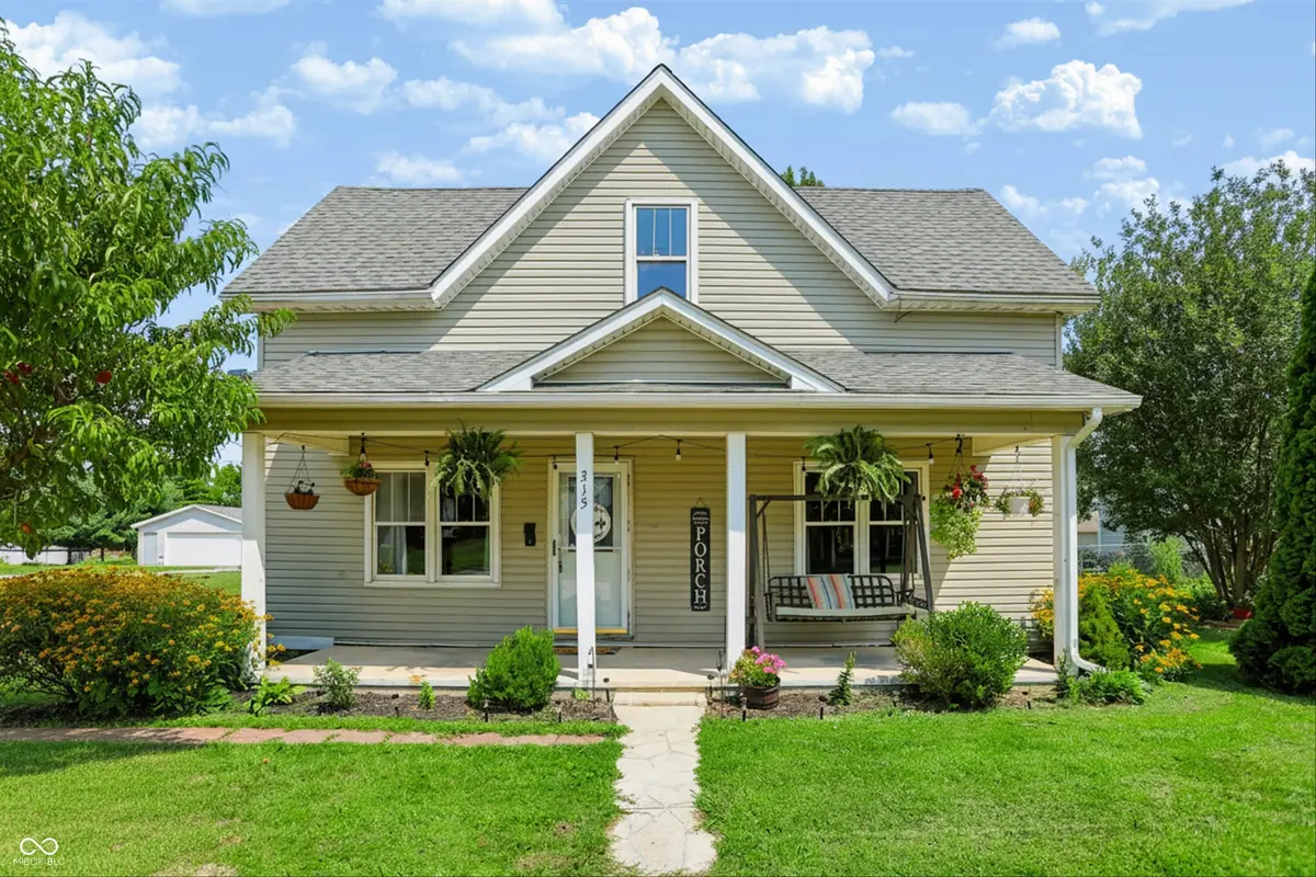 315 S Main ST, Advance, IN 46102