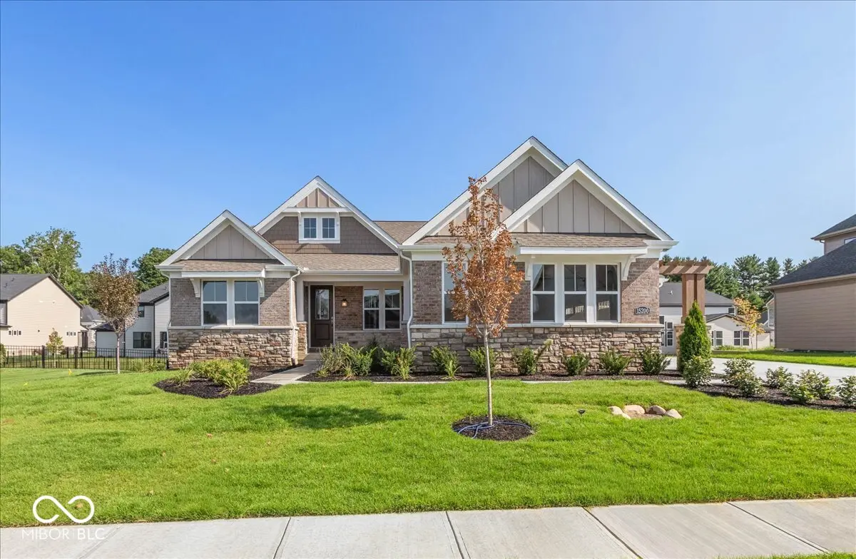 15200 Quiet Trace CT, Fishers, IN 46037