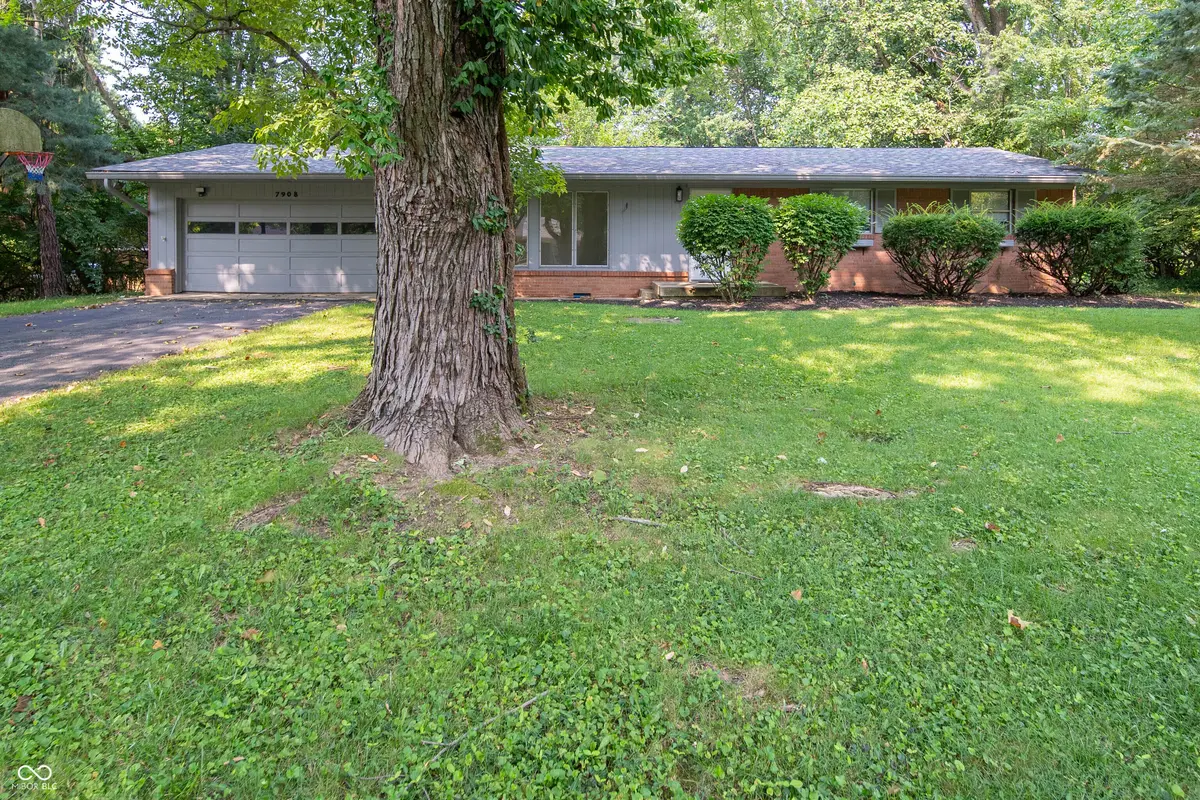 7908 Kimlough DR, Indianapolis, IN 46240