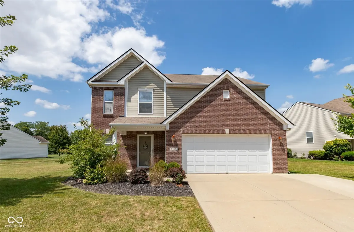 5826 Brookstone DR, Indianapolis, IN 46234