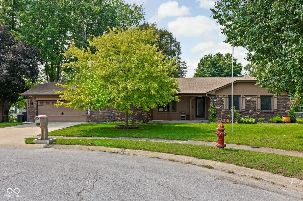 1636 Birch CT, Plainfield, IN 46168