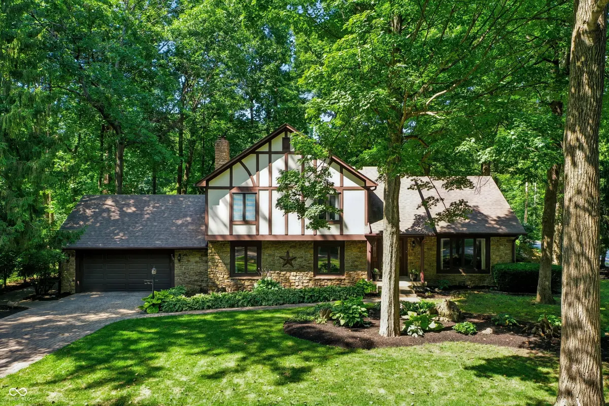 7302 Wood Stream DR, Indianapolis, IN 46254