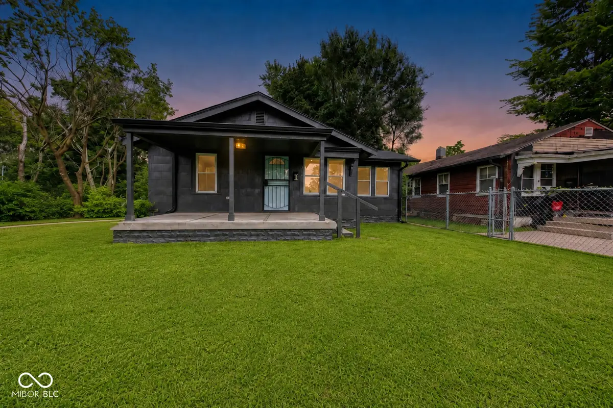 3033 Forest Manor AVE, Indianapolis, IN 46218