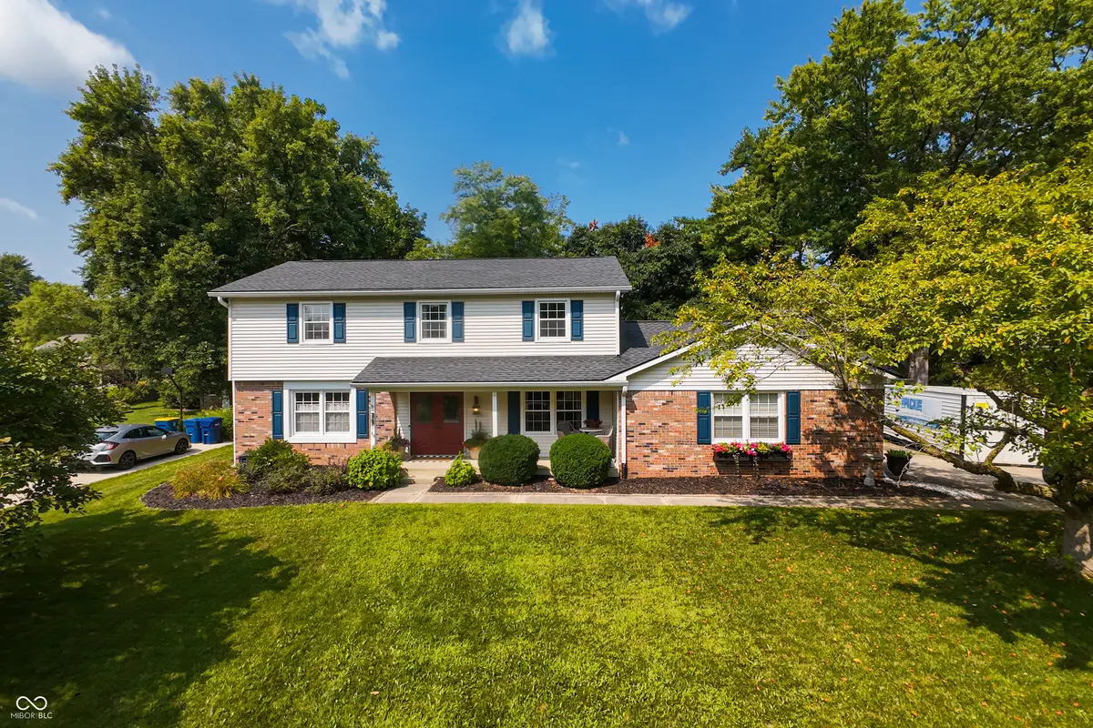 786 Dayton DR, Carmel, IN 46033