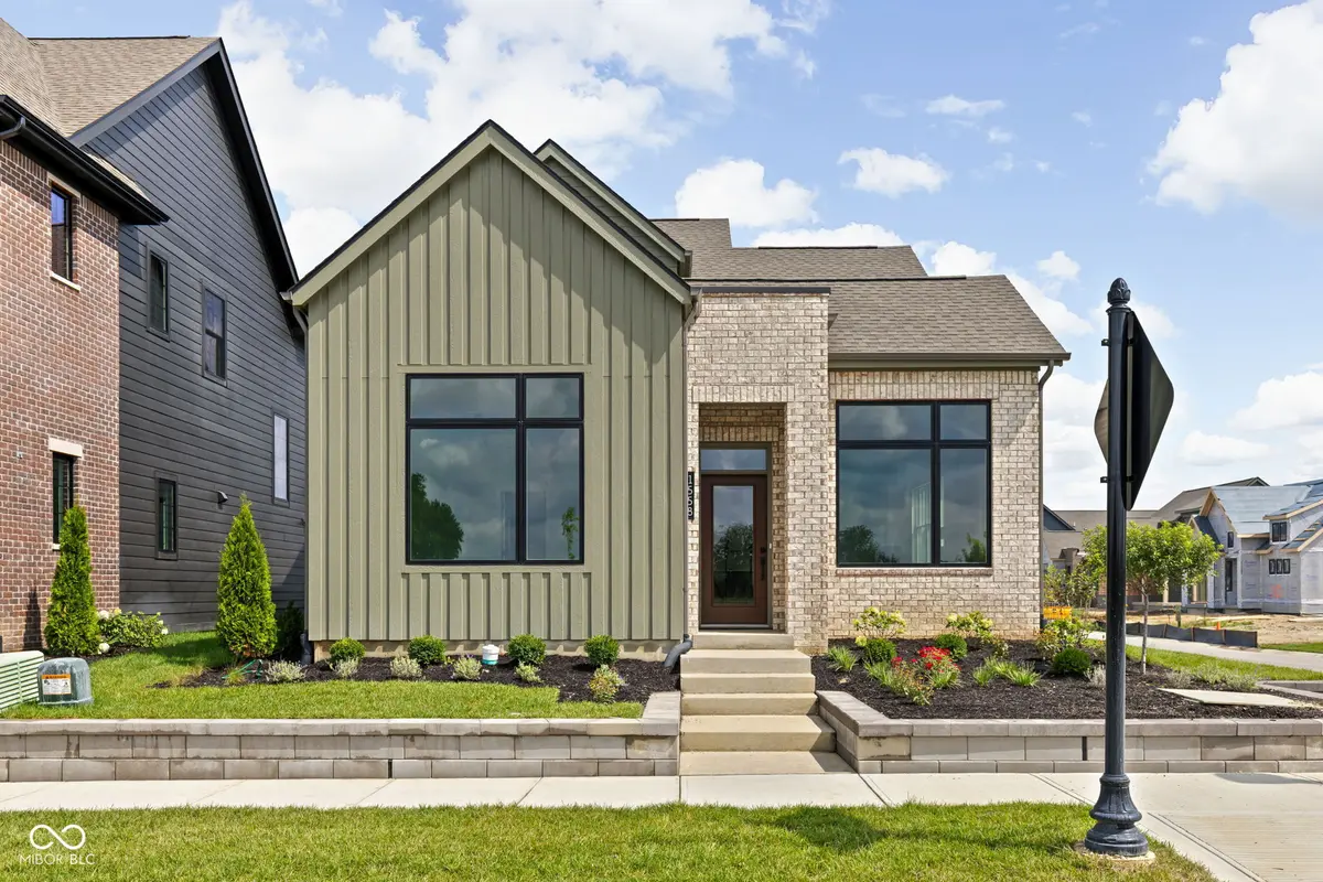 1558 Rochester DR, Westfield, IN 46074