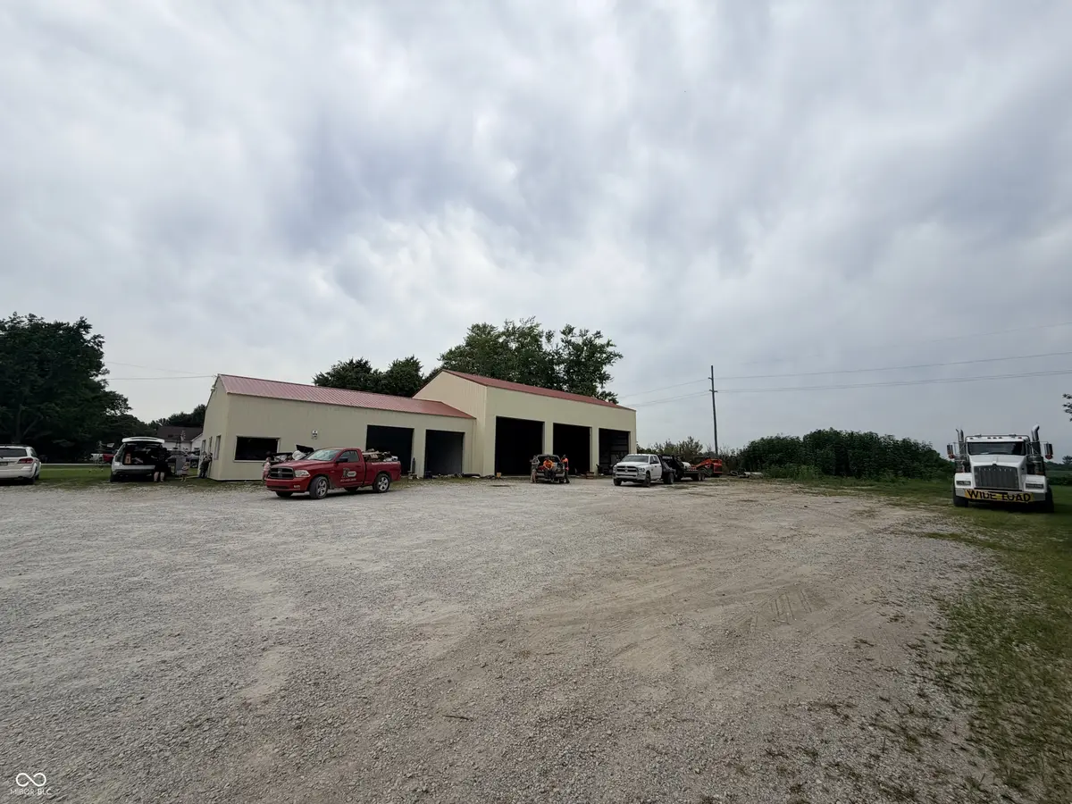 1367 E National, Brazil, IN 47834