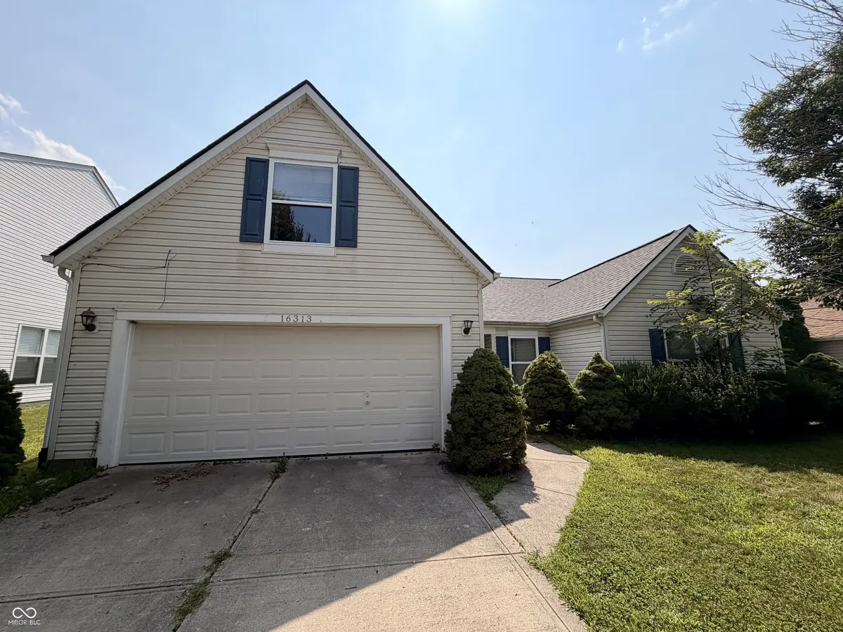 16313 Clarks Hill WAY, Westfield, IN 46074