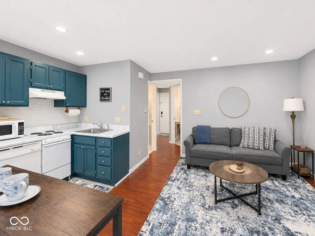 9305 S Pointe Retreat DR #50, Bloomington, IN 47401