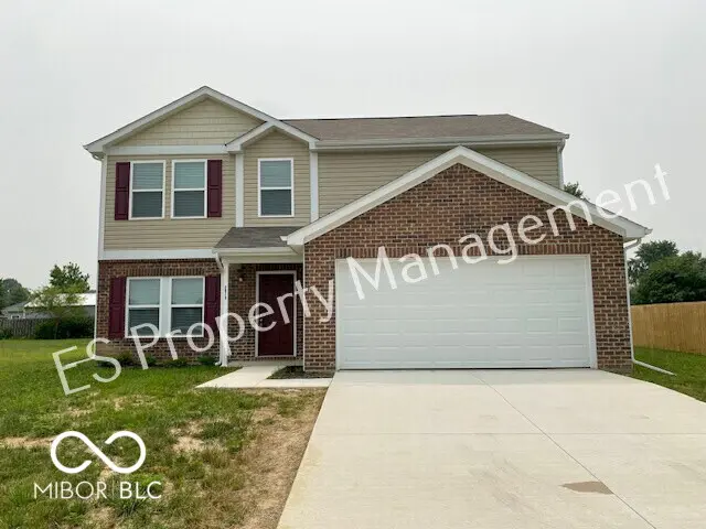 2913 W Kings Canyon DR, Muncie, IN 47303