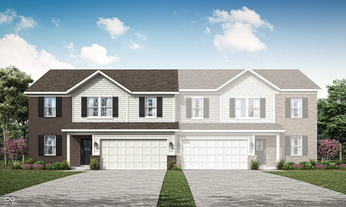 1646 Woods Edge DR, Greenwood, IN 46143