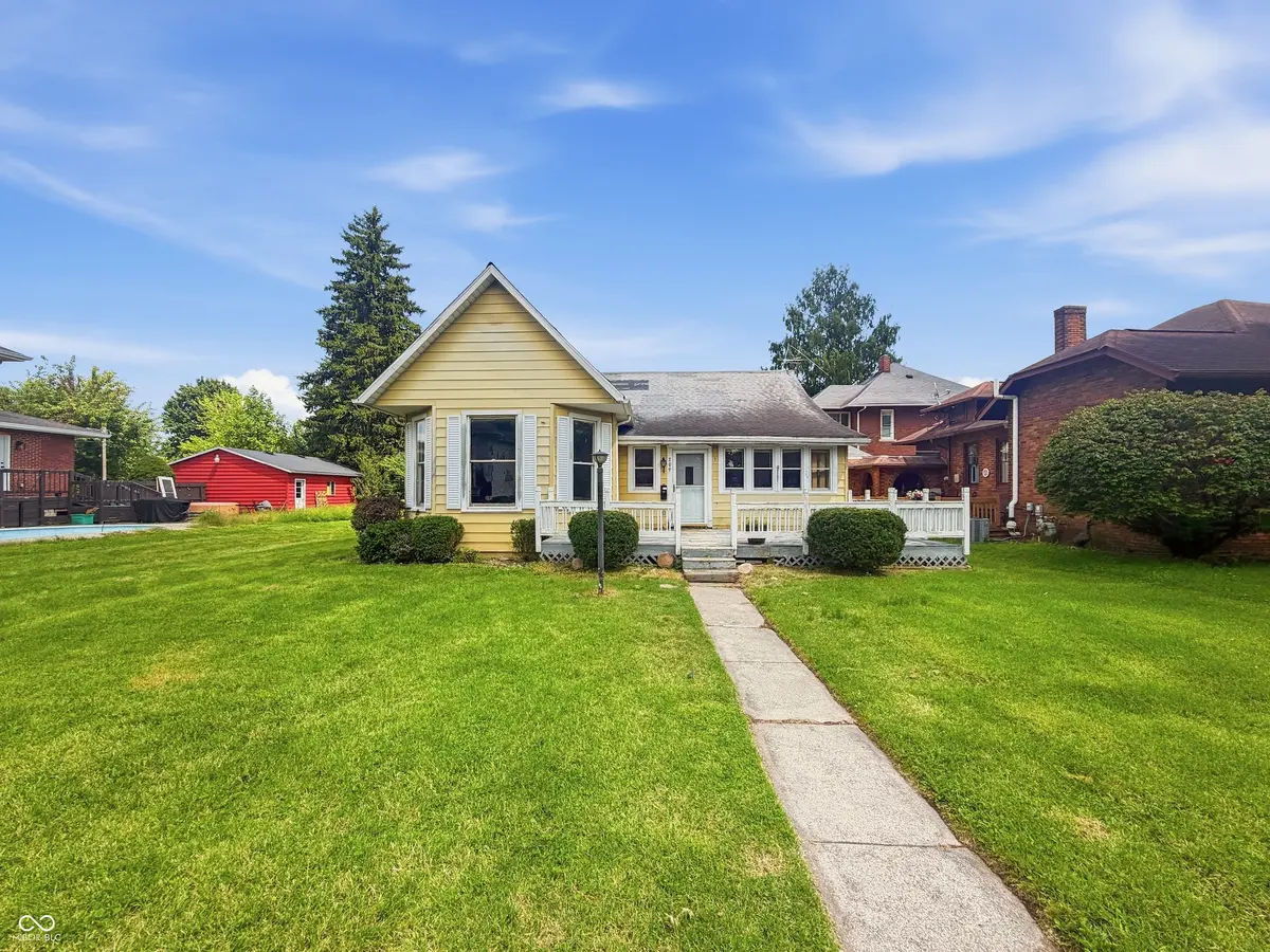 209 N Conde ST, Tipton, IN 46072