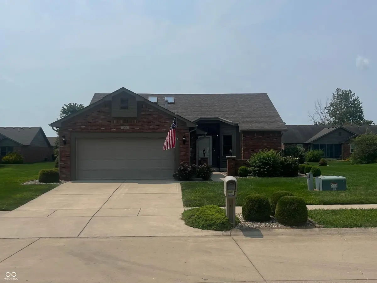 2611 Berwick DR #R-1, Shelbyville, IN 46176