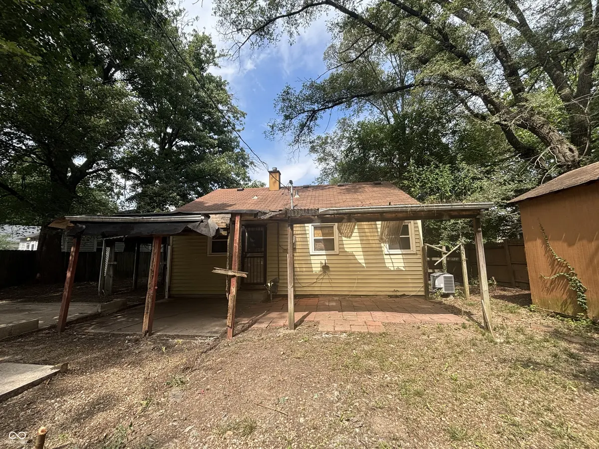 2210 Groff AVE, Indianapolis, IN 46222