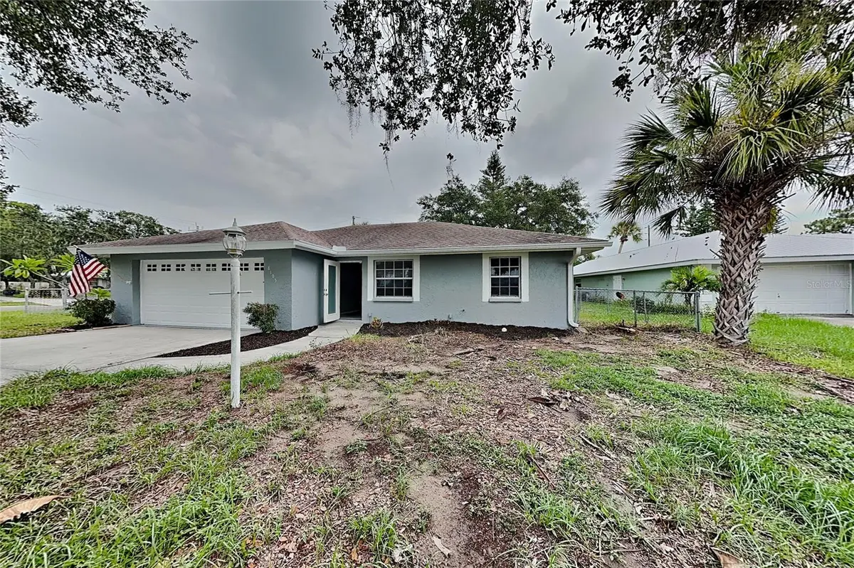 Address not disclosed, Sarasota, FL 34243