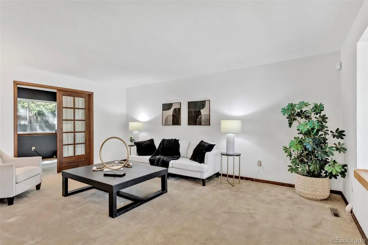 3894 E Long PL, Centennial, CO 80122