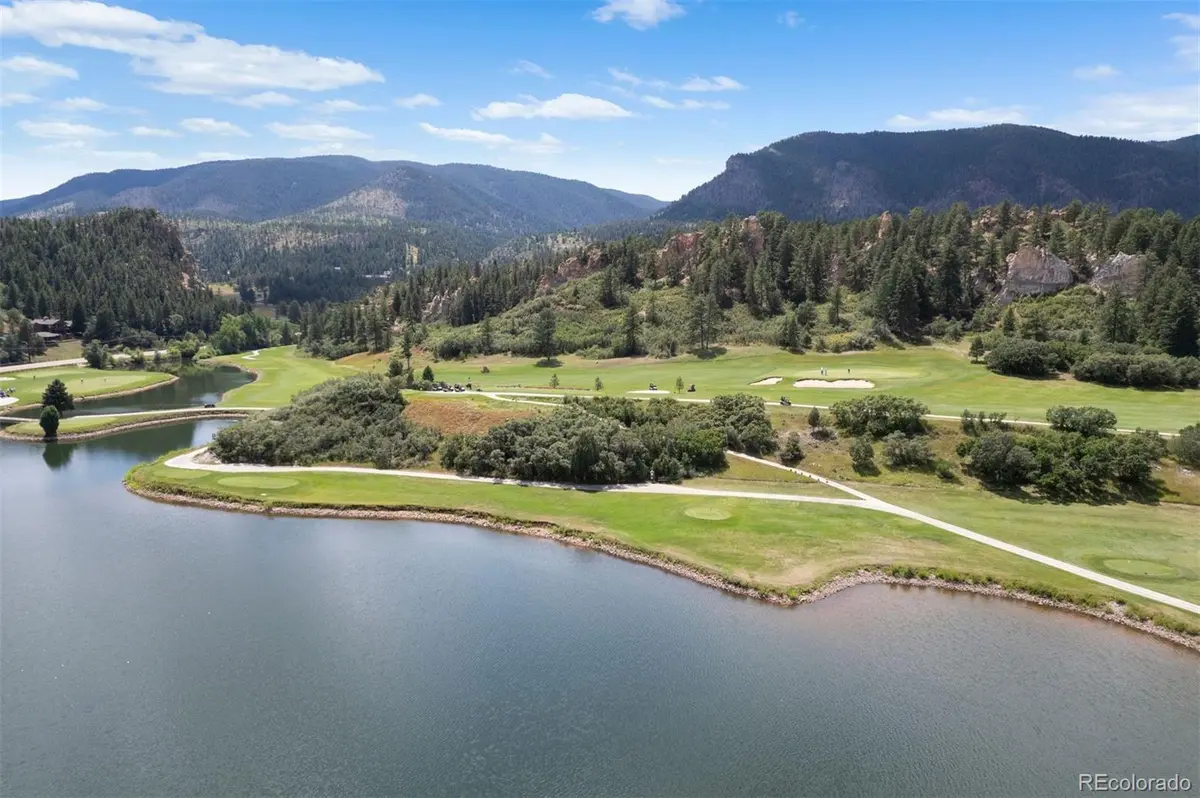 5422 Country Club DR, Larkspur, CO 80118
