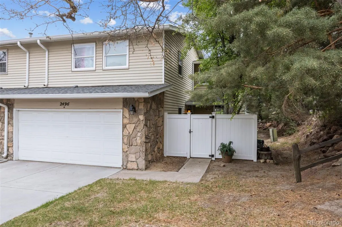 2496 S Vaughn WAY #D, Aurora, CO 80014