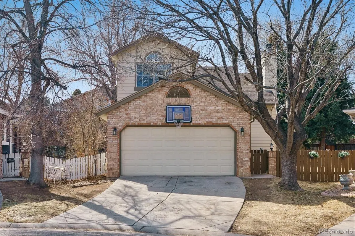 529 Chiswick CIR, Highlands Ranch, CO 80126