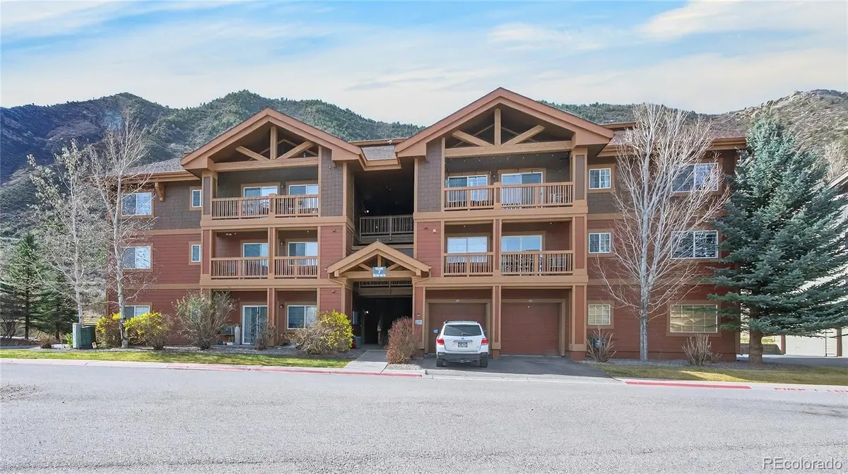 560 River View DR #706, New Castle, CO 81647