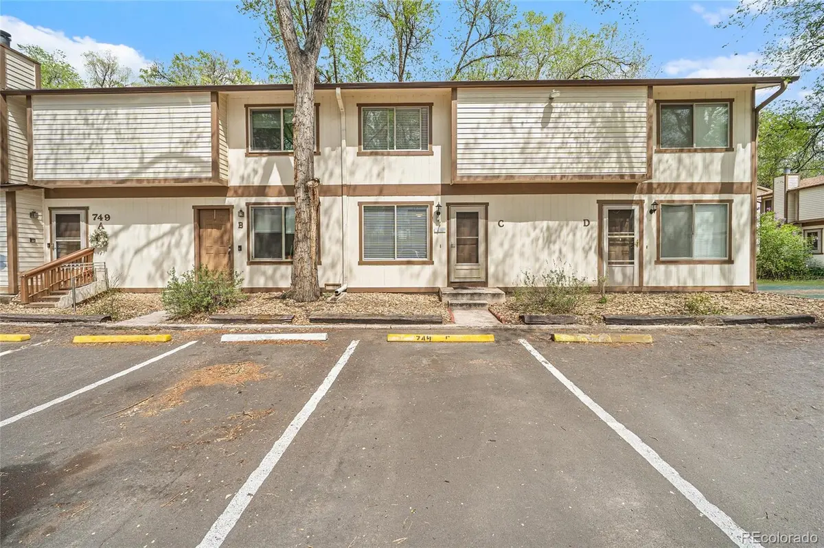749 Alexander RD #C, Colorado Springs, CO 80909