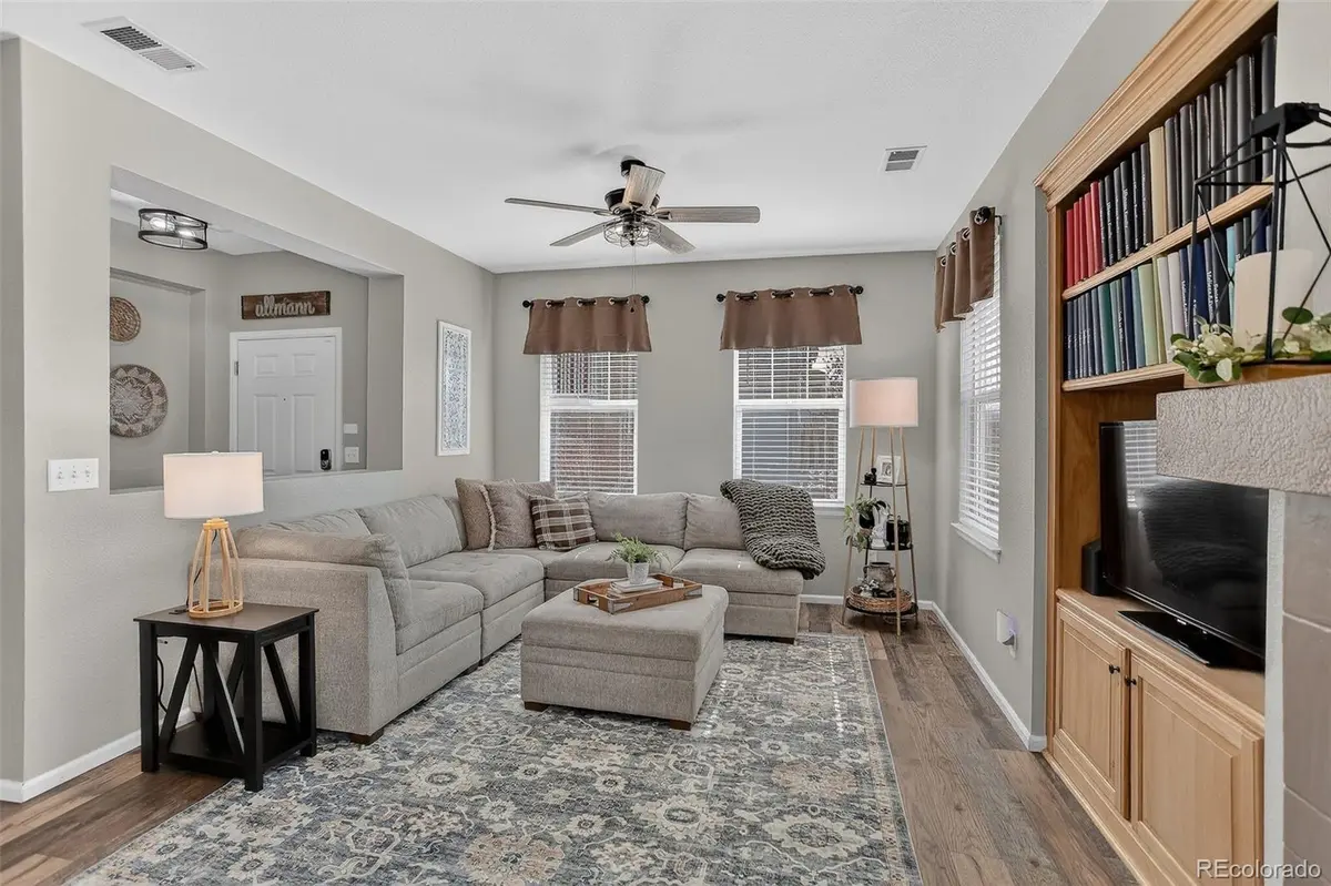 10471 Truckee ST #1B, Commerce City, CO 80022