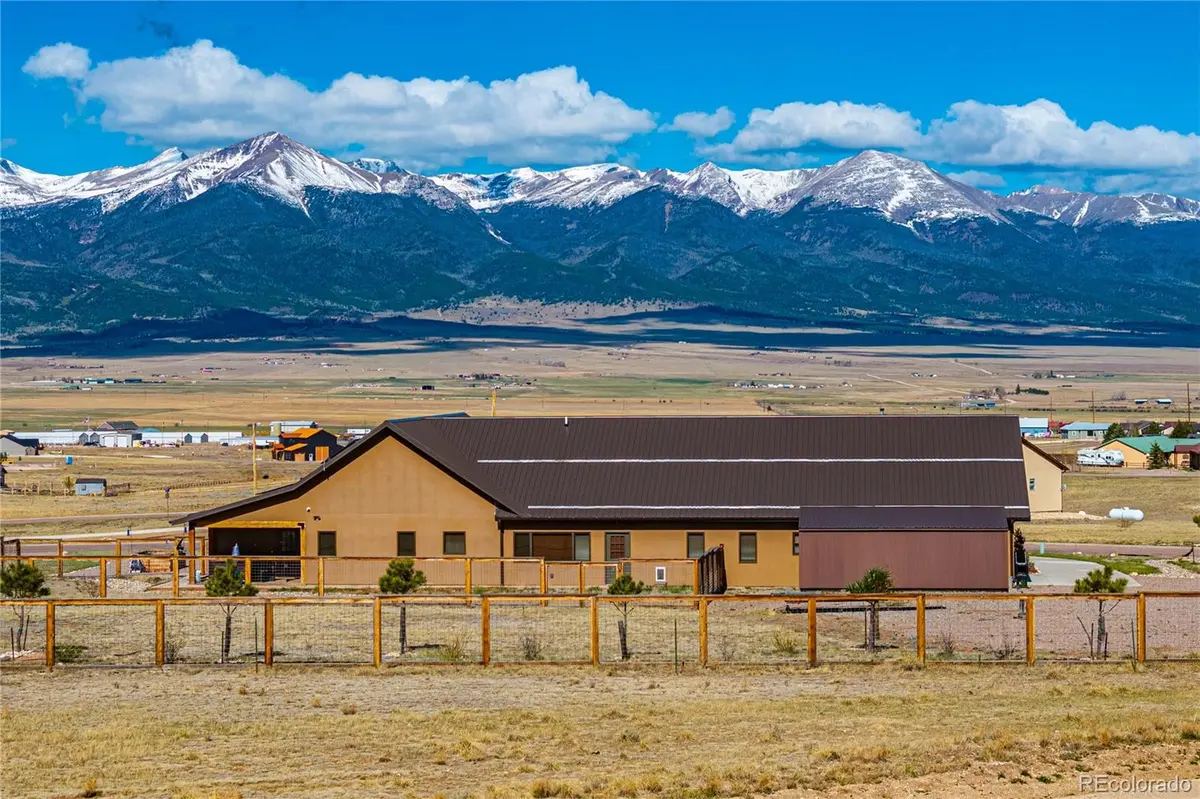 570 Mineral RD, Westcliffe, CO 81252
