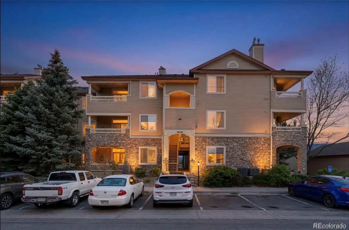9538 W San Juan CIR #305, Littleton, CO 80128